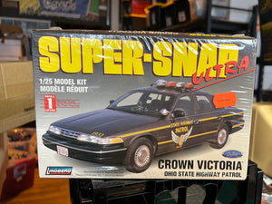 Super-Snap Ultra : Crown Victoria Ohio State Patrol MISB Model Kit
