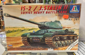 ITALERI IS-2 / J. Stalin II Soviet Tank Model Kit (1:35 scale)