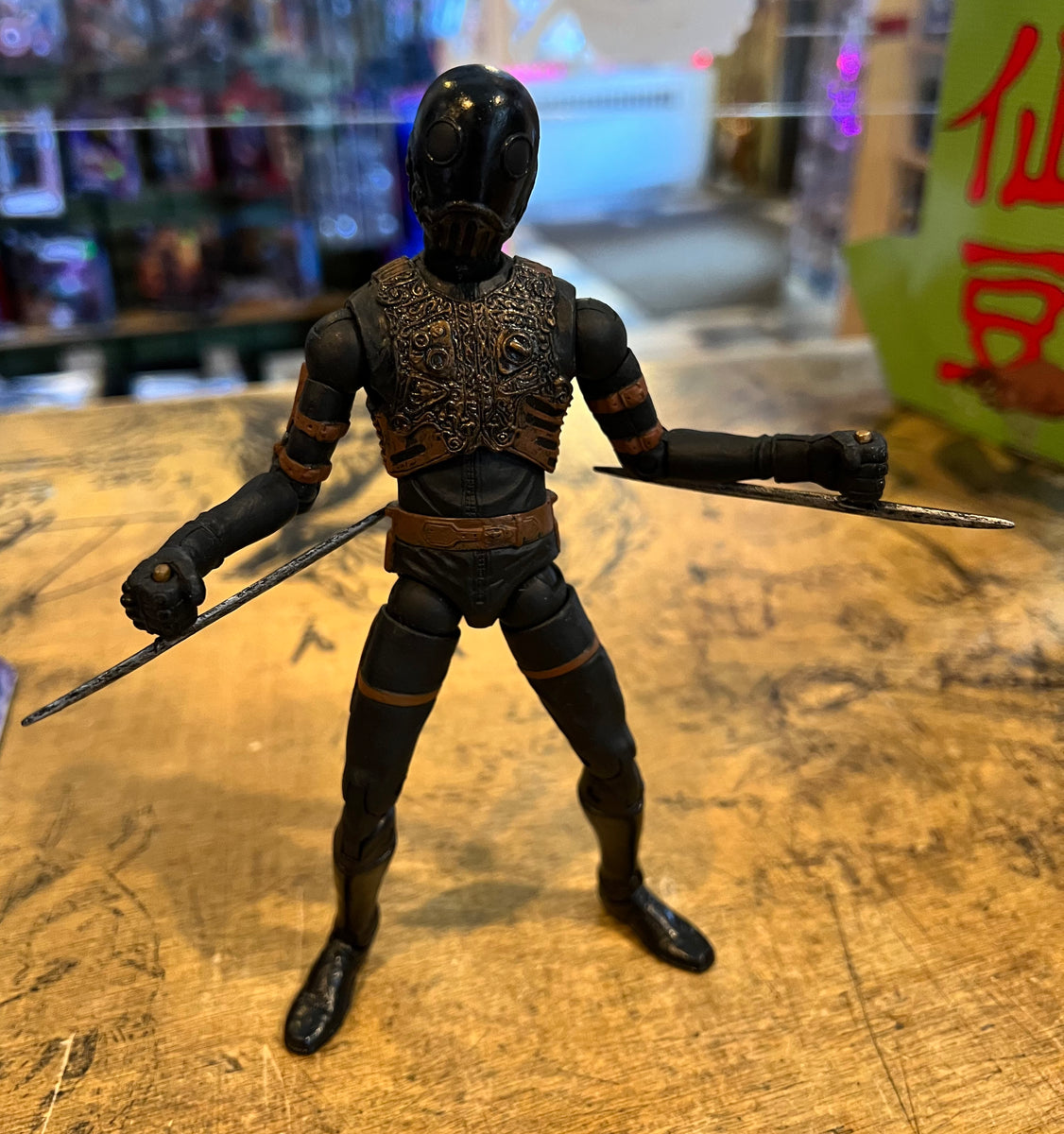 MEZCO HELLBOY クリークアフェ　フィギュア Amazon.com: Mezco Hellboy One:12 Action Figure Hellboy 2019 : Toys