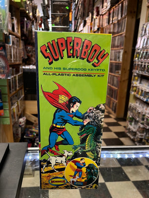Superboy and his Superdog Krypto Möbius Model Kit (Sealed 2010)