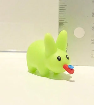 Green W/ Kazoo :  1.5" Personal Happiness Labbit - Kozik x Kidrobot Smorkin' Labbit Mini-Figure [Rare