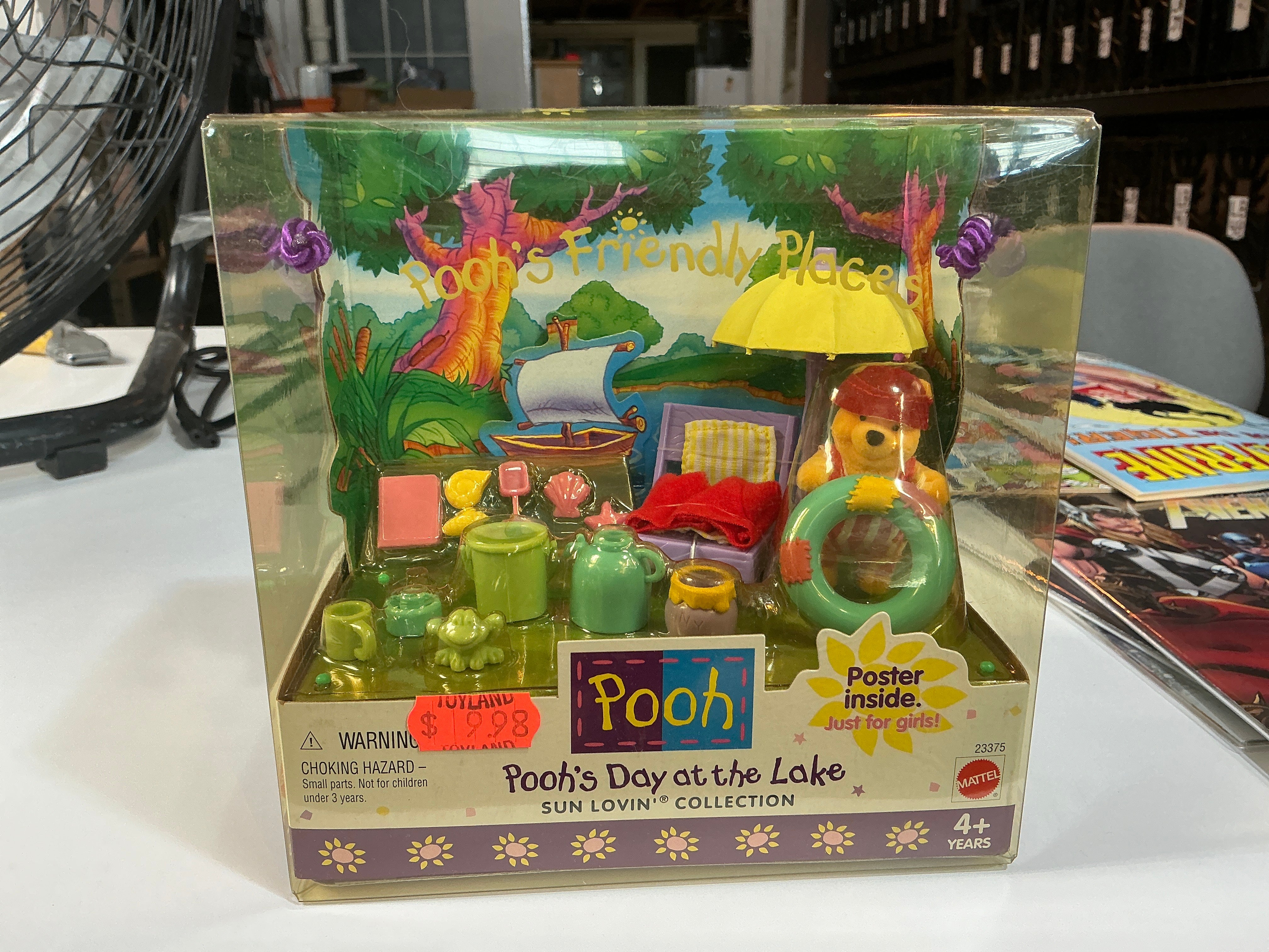 Pooh's Friendly Places : Pooh's Day at the Lake (Sun Lovin