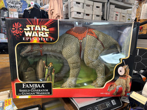 Star Wars : Episode I - Fambaa With Shield Generator and Gungan Warrior MISB