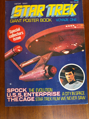 Star Trek Giant Poster Book : Voyage One Fold-Out Poster Magazine