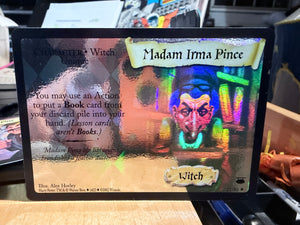 Harry Potter TCG Trading Card Game (2001) : Madame Irma Pince 21/80 Holofoil