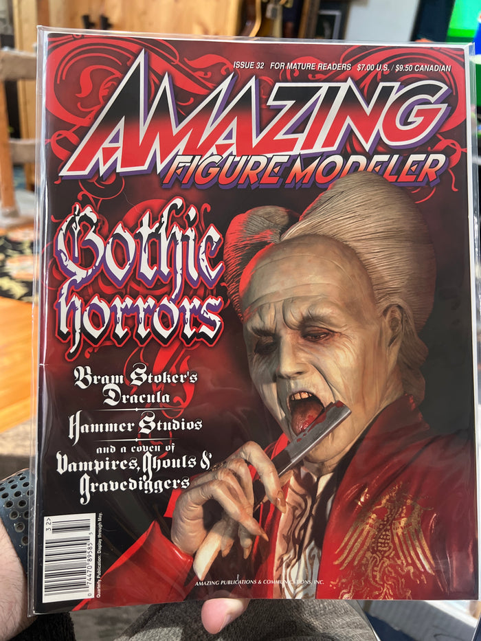Amazing Figure Modeler Magazine #32