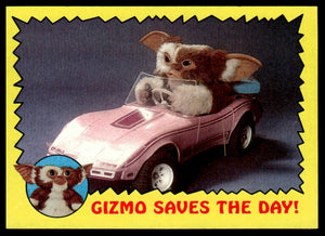 1984 Topps Gremlins #69 Gizmo Saves the Day!