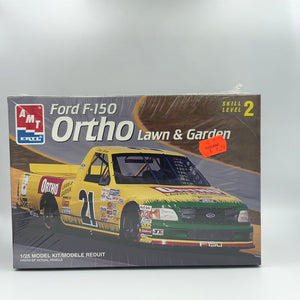 Ortho Lawn & Garden : Ford F-150 Model Kit  AMT ERTL MISB