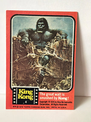 King Kong 1976 Topps Cards #4 "The Great Wall is Smashed By Kong"