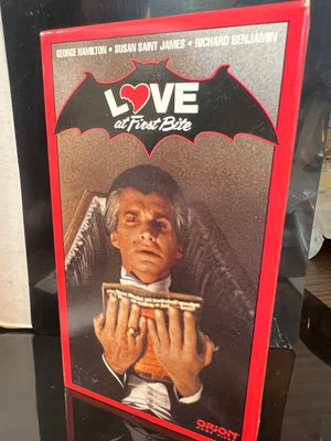 Love at First Bite : VHS Orion Home Video