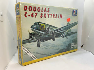 Douglas C-47 Skytrain 1:72 Scale Model Kit Italeri MISB