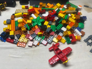 LEGO Duplo : Thomas The Tank Engine Lot of Blocks