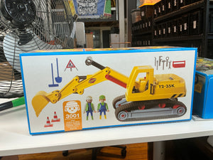 Playmobil 3001 : Excavator / Backhoe &  Operator Mint in Sealed Box 1992