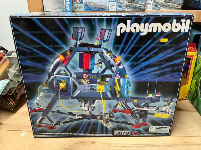 Playmobil 3079 : Space Station (Retired) Mint in Sealed Box 1992