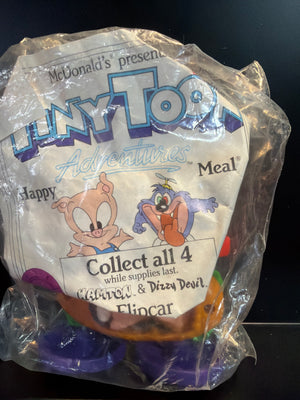 McDonalds: Happy Meal Toy - Tiny Toon Porky & Dizzy Flip Car MISP