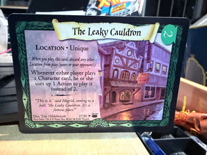 Harry Potter TCG Trading Card Game (2001) : Leaky Cauldron 27/80 (Holo)