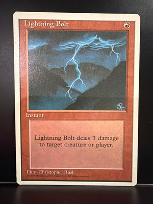 Magic The Gathering : 4th Edition Lighting Bolt