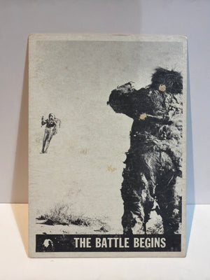 Lost in Space : 1966 Topps Trading Cards #53 The Battle Begins
