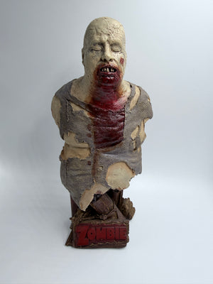 Lucio Fulci's Zombie : Boat Zombie Trick or Treat Studios Statue (Mint / No Box)
