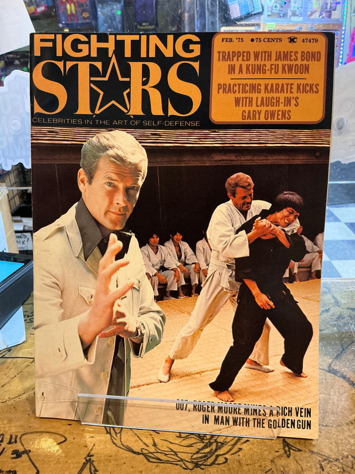 Fighting Stars : February, 1979 Roger Moore / James Bond