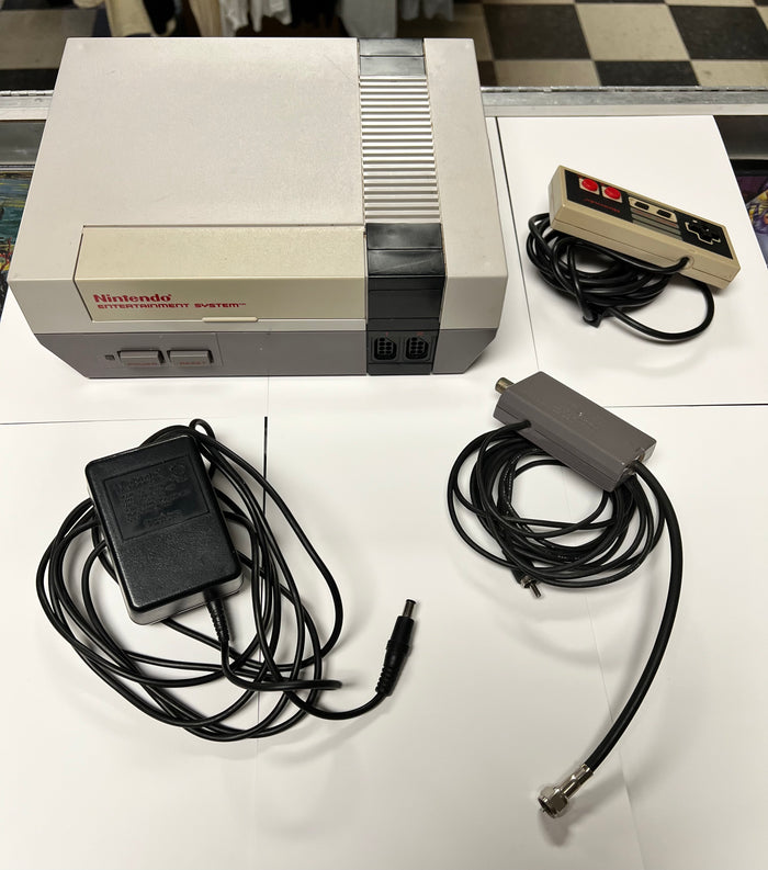 Nintendo Console (NES) Bundle (read description)