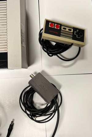 Nintendo Console (NES) Bundle (read description)