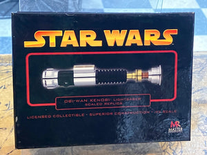 Star Wars Master Replicas - Obi-Wan Kenobi Lightsaber Scaled .45 (SW-311)