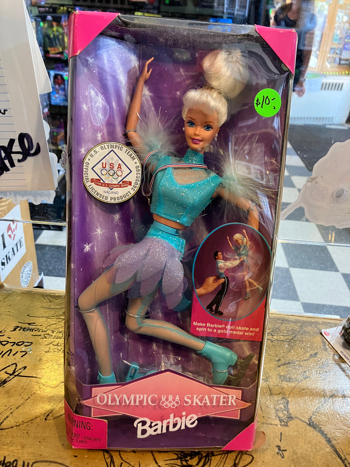 Barbie: VINTAGE 1997 OLYMPIC STAR SKATER BARBIE 12in. WINTER OLYMPICS TARA LIPINSKI