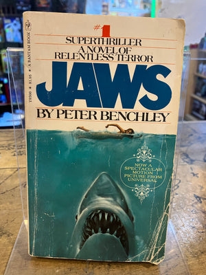 JAWS by Peter Benchley (1975)(Paperback NOVEL)