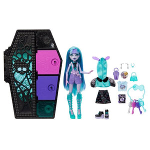 Monster High Skulltimate Secrets Neon Frights Twyla Doll