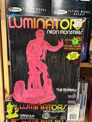 Luminators Neon Monsters Mummy : Monogram Sealed Model Kit (Aurora)