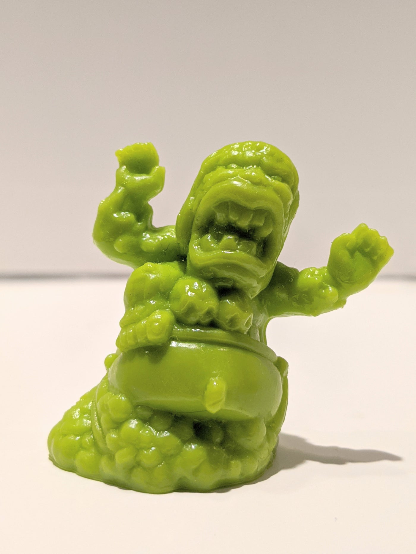 monsters in my pocket MONSTER IN MY POCKET: #18 Baba Yaga Green