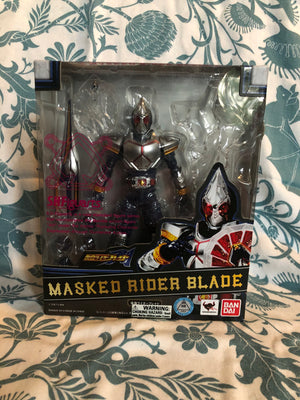 MASKED RIDER BLADE : FIGURE & BLUE SPADER BIKE MIB S.H. FIGUARTS