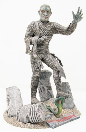 Universal Monsters The Mummy (Glow-in-the-Dark) 1/8 Scale Model Kit (Reissue)