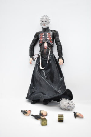 Hellraiser : ULTIMATE PINHEAD Figure NECA (LOOSE COMPLETE!)