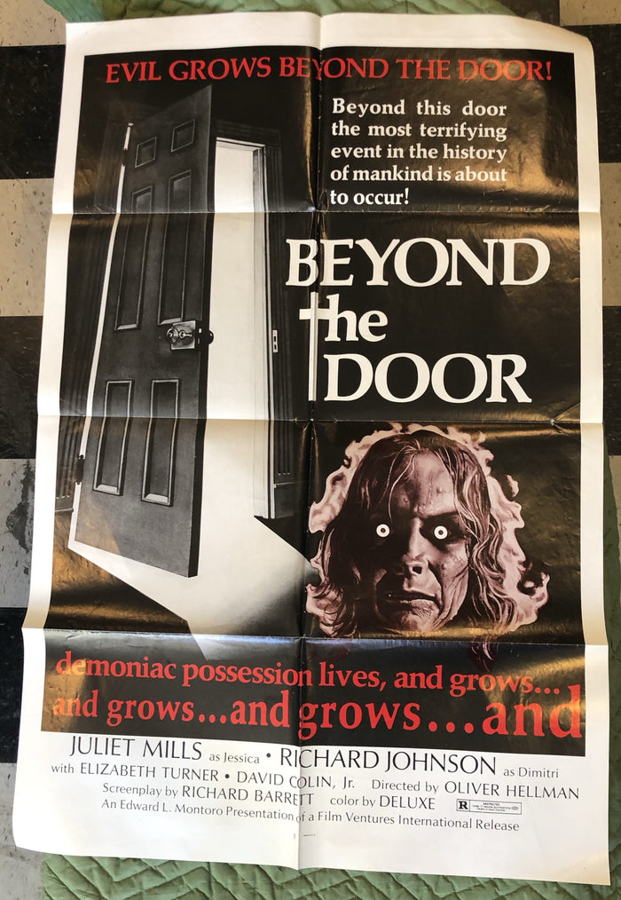 Poster: BEYOND THE DOOR : 1974 HORROR MOVIE VINTAGE (ONE-SHEET) (FOLDED)