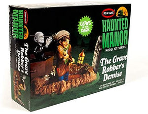 Haunted Manor: The Grave Robber's Demise from Round 2/Polar Lights Model Kit