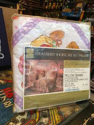 Sealed Strawberry Shortcake Pet Parade Pillow Sham (Sears 1982)